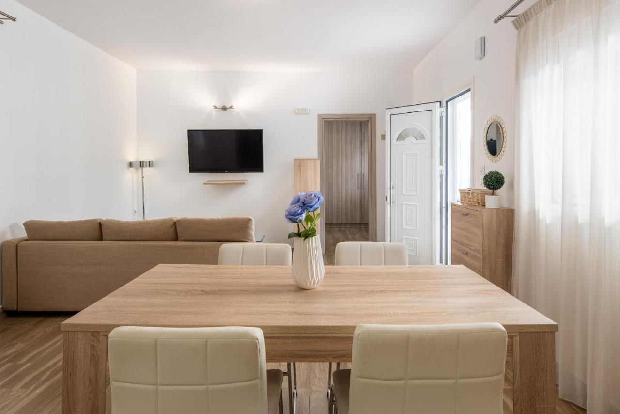 Σπίτι διακοπών Theros Luxury